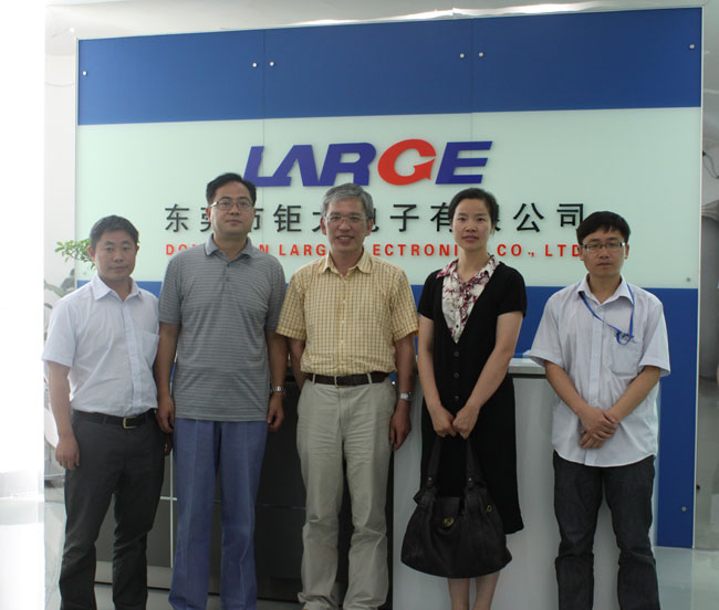 editor1521190455310980.jpg 2011070817434014423.jpg